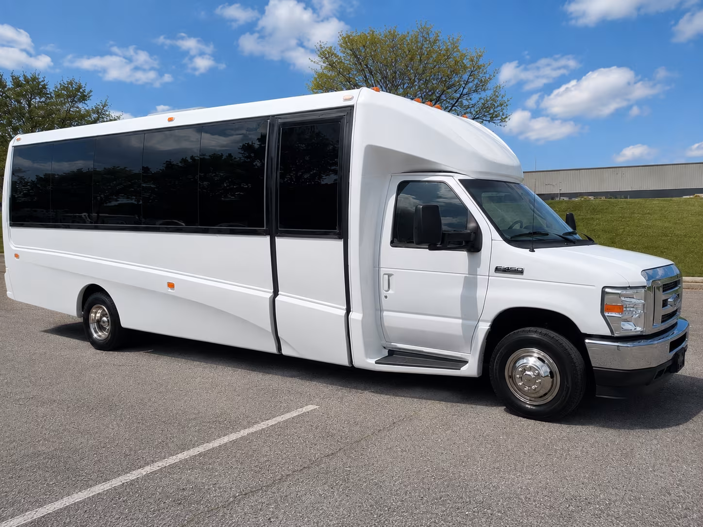 how the distance and duration of your trip affect charter bus rates in middletown