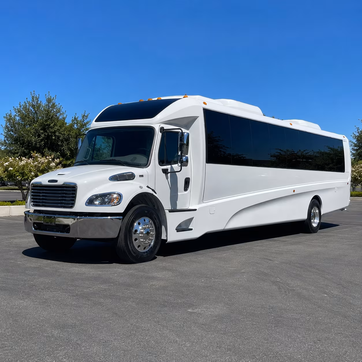 middletowncharterbuscompany com connects you to buses for history and science trips across monmouth county