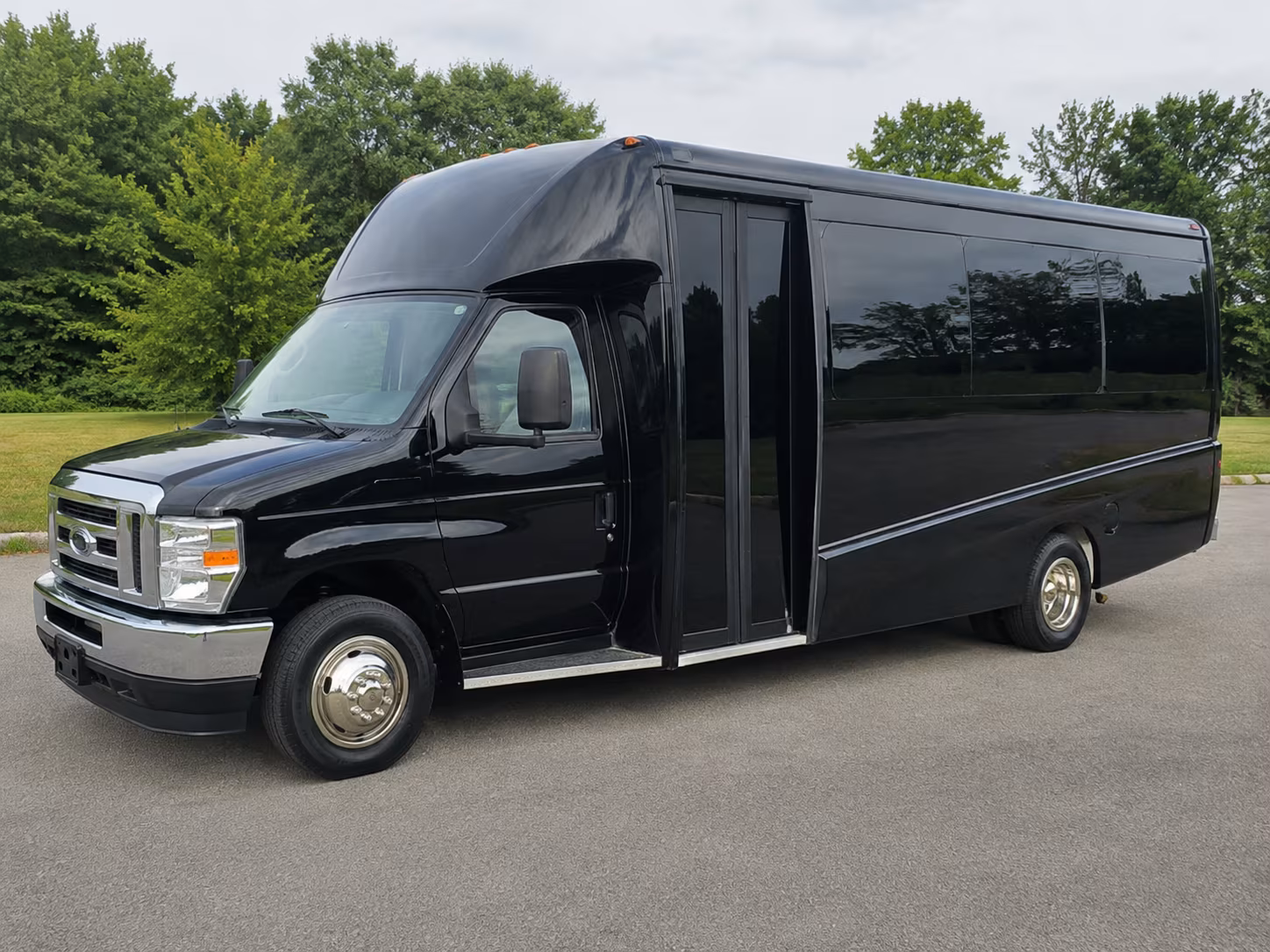 newark arrange private event transportation to and from your venue